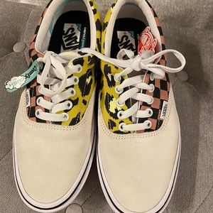 Vans size women’s 8 men’s 6.5